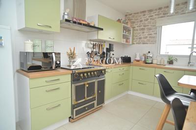 Maison - 102 m² - 5 pièces