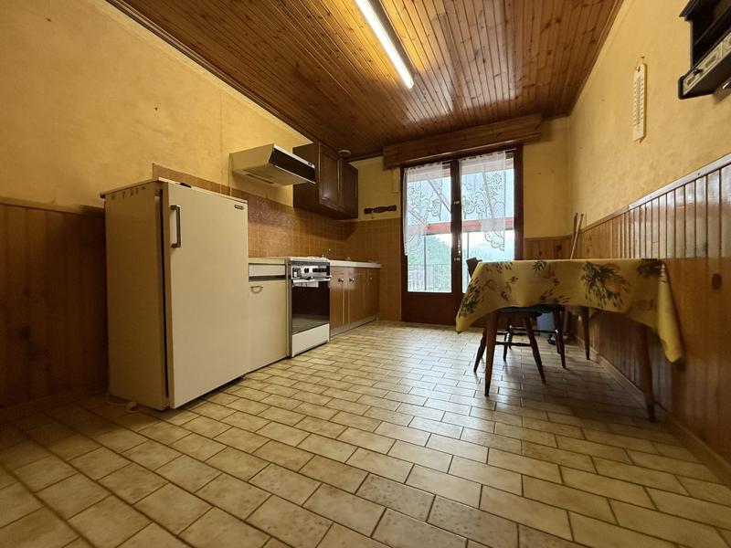 Maison - 90 m² - 5 pièces