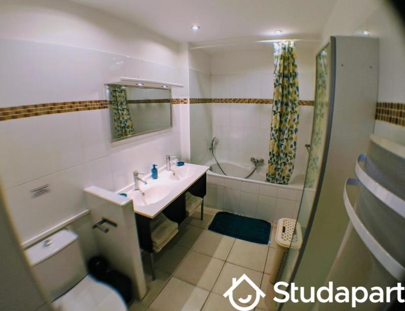 Chambre - 15 m² - 1 pièce