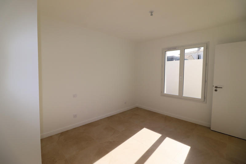 Maison - 99 m² - 4 pièces