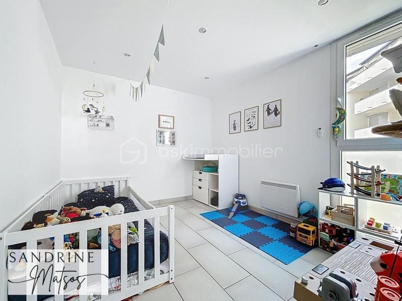 Appartement - 102 m² - 5 pièces