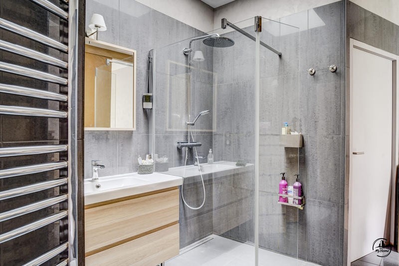 Maison ancienne - 290 m² - 9 pièces