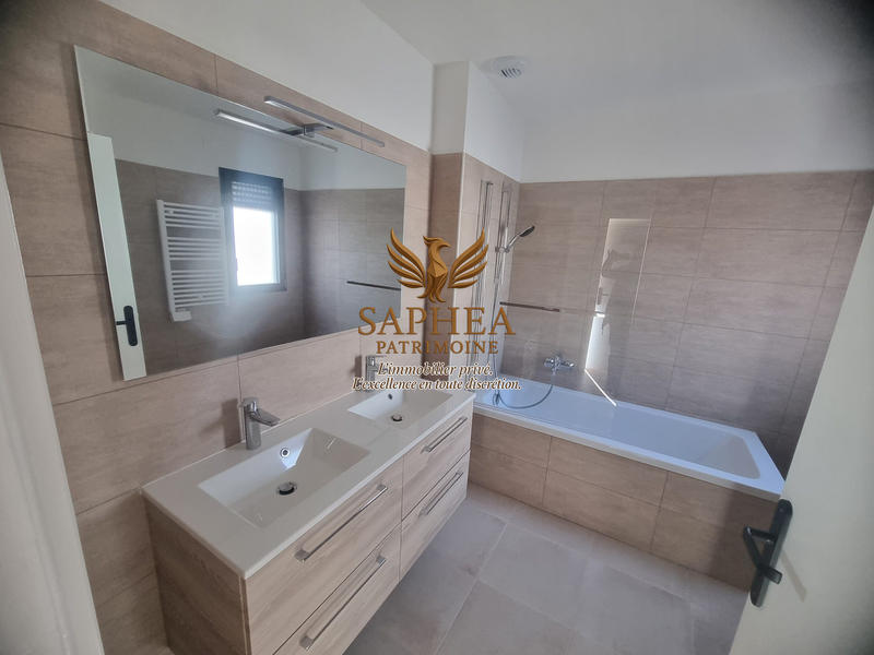 Maison - 76 m² - 3 pièces