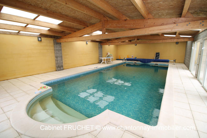 Maison - 177 m² - 7 pièces