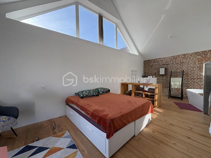 Maison ancienne - 350 m² - 8 pièces