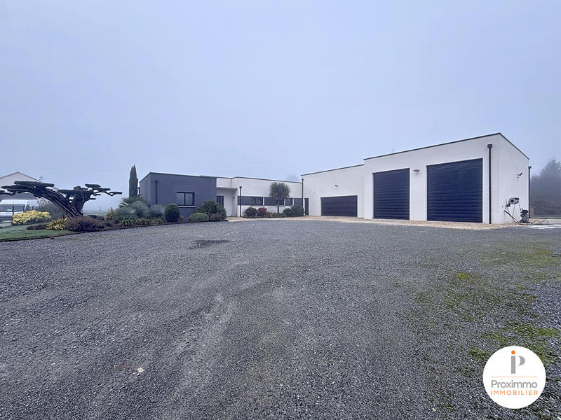 Maison - 166 m² - 4 pièces