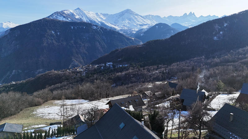 Châlet - 193 m² - 8 pièces