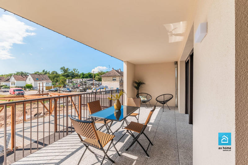 Appartement - 84 m² - 4 pièces