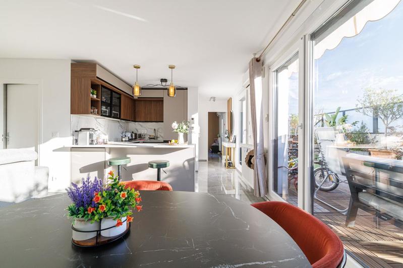 Appartement - 104 m² - 4 pièces