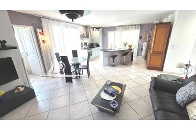 Maison - 91 m² - 4 pièces