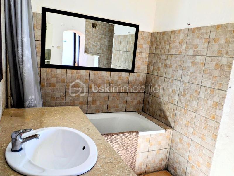 Appartement - 760 m² - 24 pièces