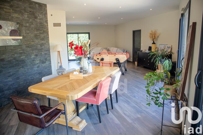 Maison - 184 m² - 6 pièces