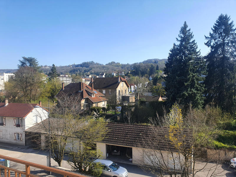 Appartement - 83 m² - 3 pièces