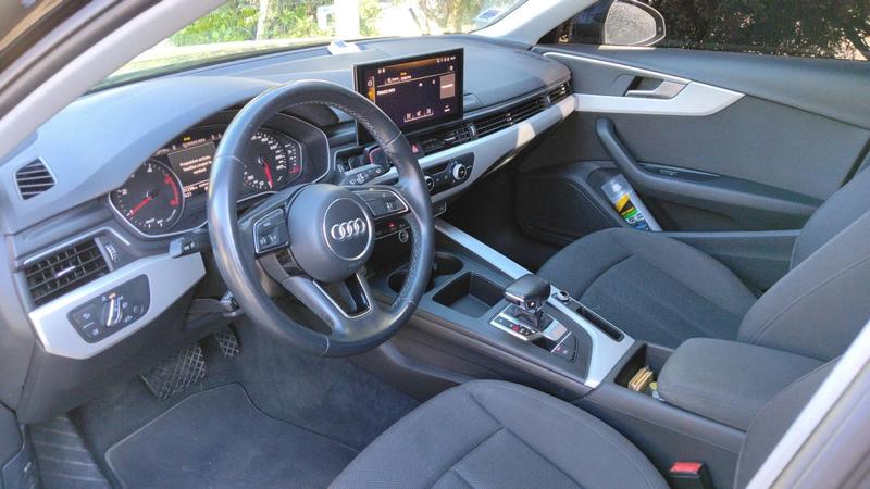 Audi A4 Avant 3 30 TDi 136 Mild Hybrid s-Tronic7 Business Line