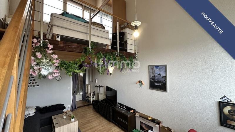 Loft - 50 m² - 2 pièces