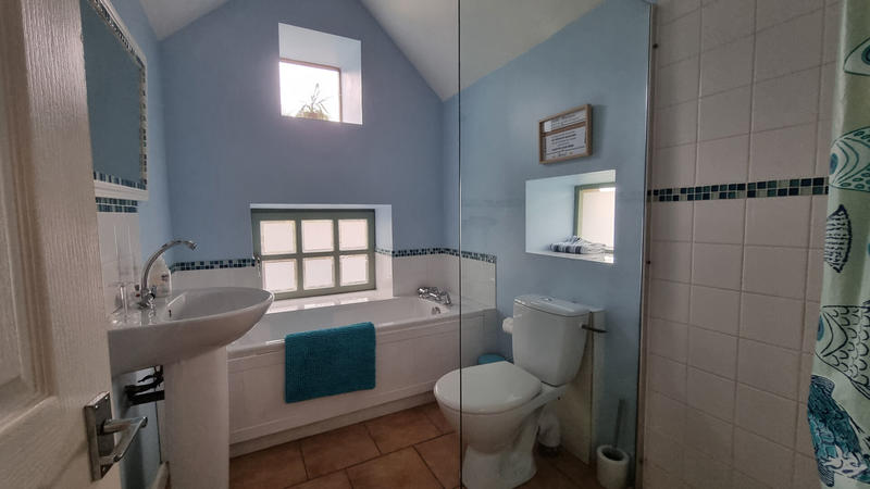 Maison - 240 m² - 21 pièces