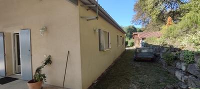 Maison - 97 m² - 4 pièces