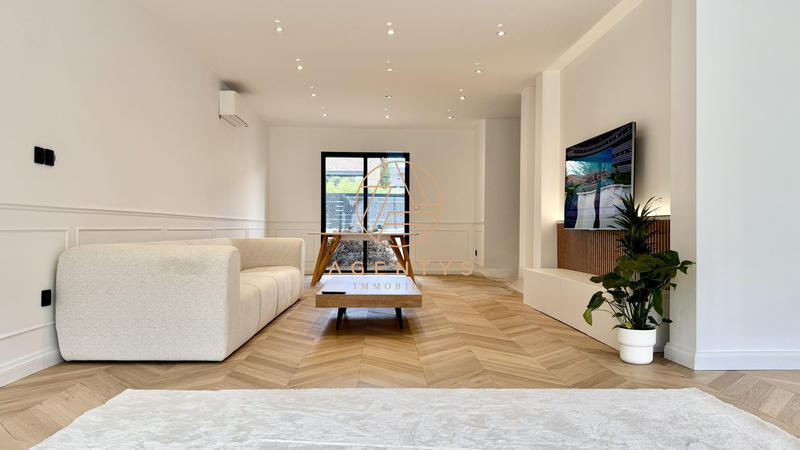 Maison contemporaine - 200 m² - 6 pièces