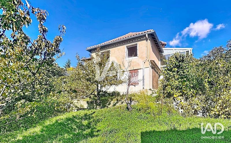 Maison - 96 m² - 4 pièces