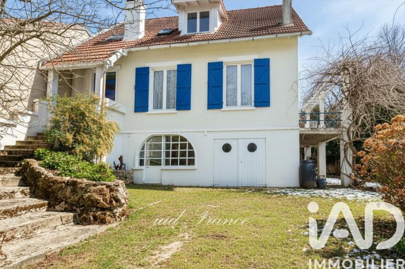 Maison - 173 m² - 8 pièces
