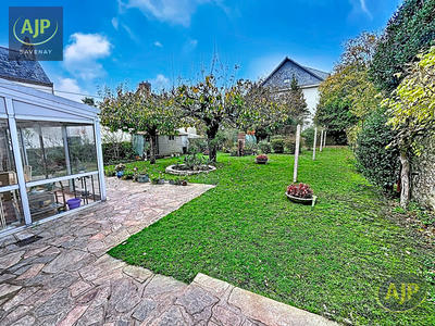 Maison - 151 m² - 5 pièces