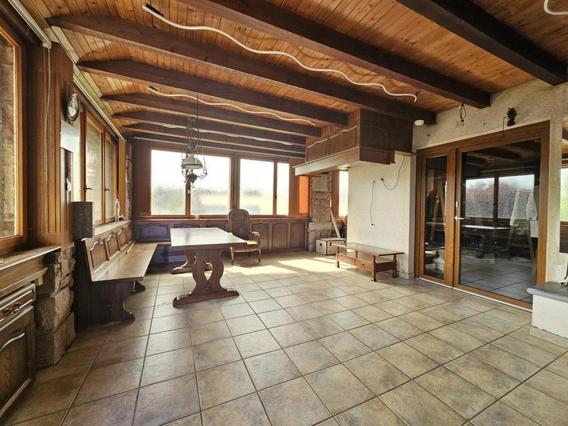 Maison - 266 m² - 8 pièces