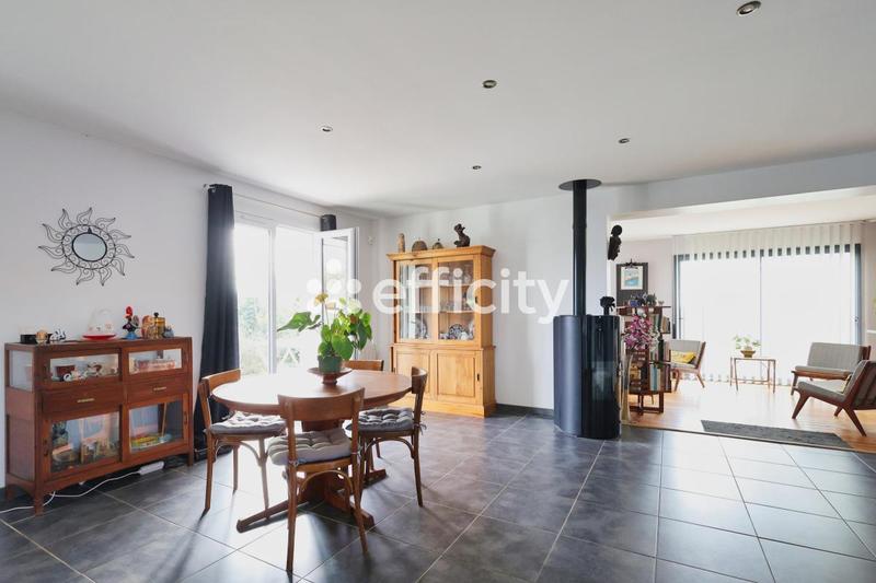 Villa - 111 m² - 4 pièces