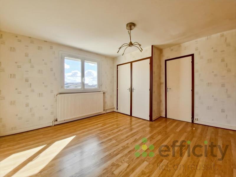 Maison - 110 m² - 6 pièces