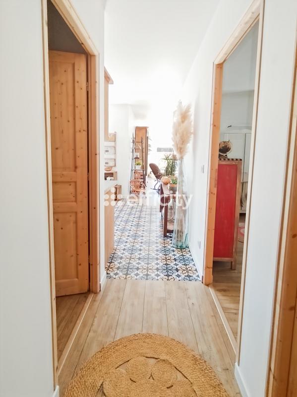 Maison - 85 m² - 4 pièces