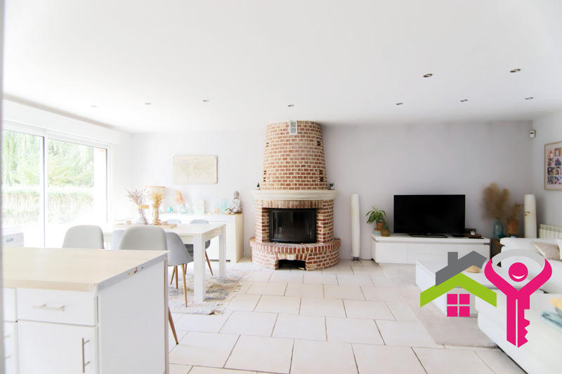 Maison - 101 m² - 5 pièces