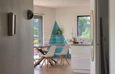 Maison - 122 m² - 6 pièces