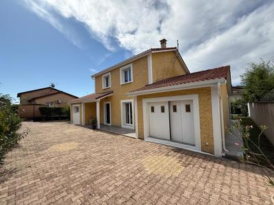 Maison - 160 m² - 5 pièces