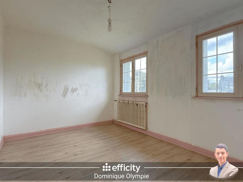 Maison - 231 m² - 9 pièces