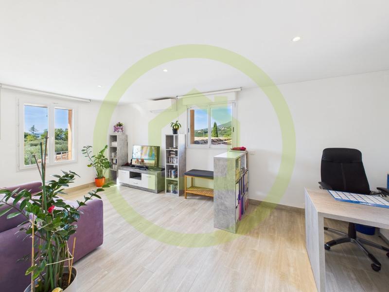 Maison - 423 m² - 7 pièces