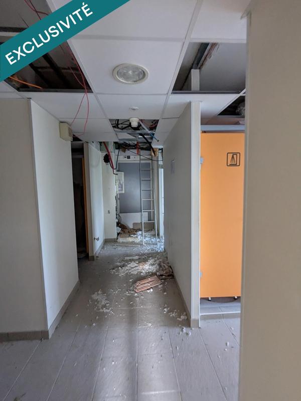 Maison - 233 m² - 8 pièces