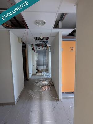 Maison - 233 m² - 8 pièces