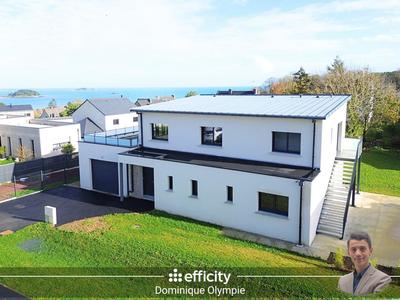 Maison - 179 m² - 6 pièces