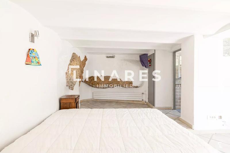 Maison - 300 m² - 7 pièces