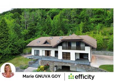 Maison - 280 m² - 10 pièces