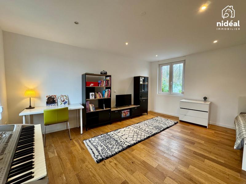 Maison - 120 m² - 5 pièces