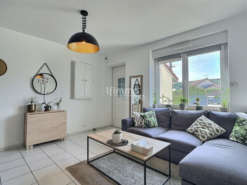 Maison - 85 m² - 5 pièces