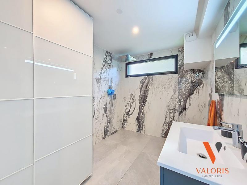 Maison - 145 m² - 5 pièces