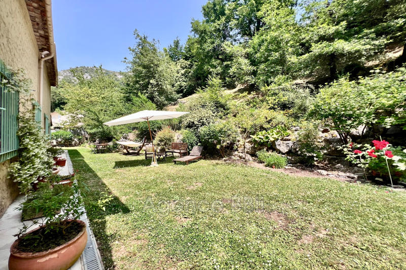 Villa - 276 m² - 7 pièces