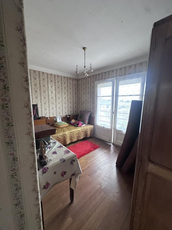 Maison - 96 m² - 5 pièces