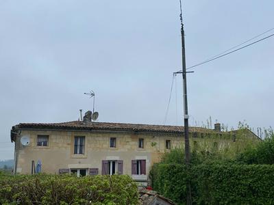 Maison - 313 m² - 8 pièces