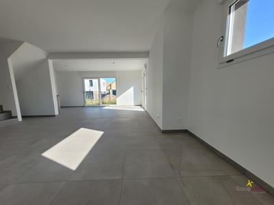 Maison - 97 m² - 5 pièces