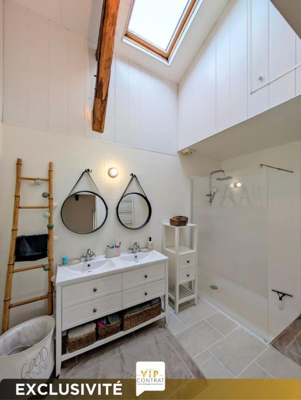 Maison - 165 m² - 6 pièces