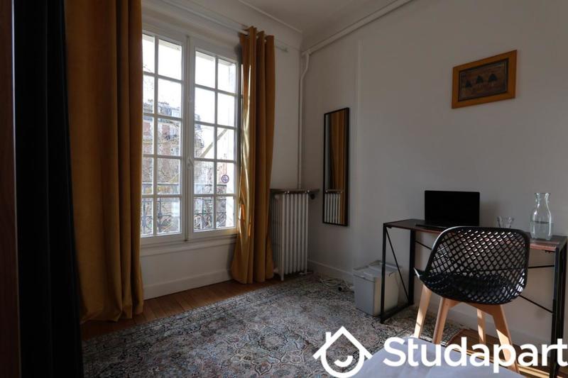 Chambre - 11 m² - 1 pièce