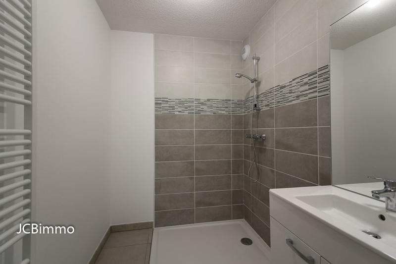 Appartement - 84 m² - 4 pièces