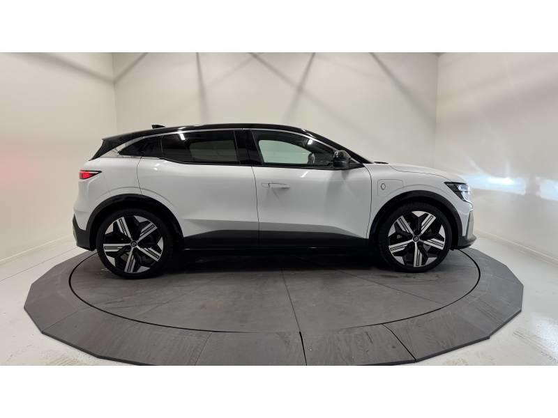 Renault Mégane E-Tech 220 ch autonomie confort Gsr2 Iconic